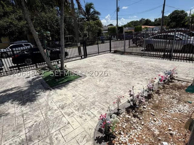 Продажа дома по адресу 3311 NW 16th Ter - фото 9264193