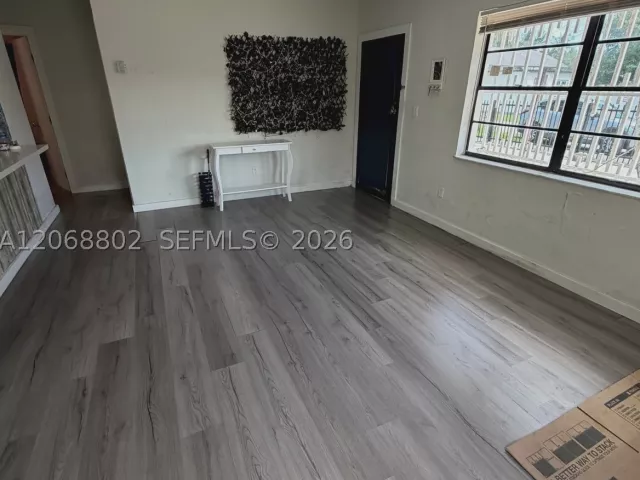 Продажа дома по адресу 3311 NW 16th Ter - фото 9264150