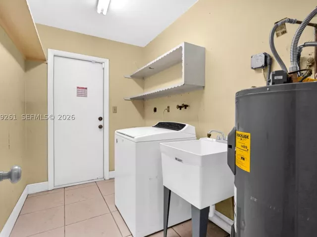 Продажа дома по адресу 8560 SW 85th Ave - фото 9282382
