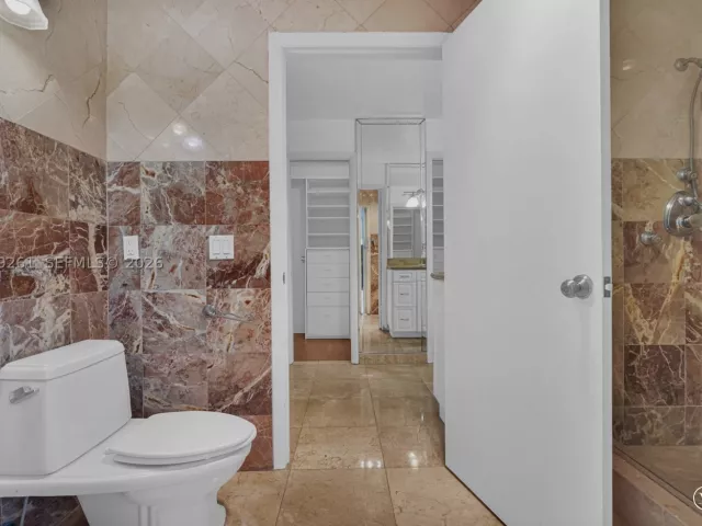 Продажа дома по адресу 8560 SW 85th Ave - фото 9282402