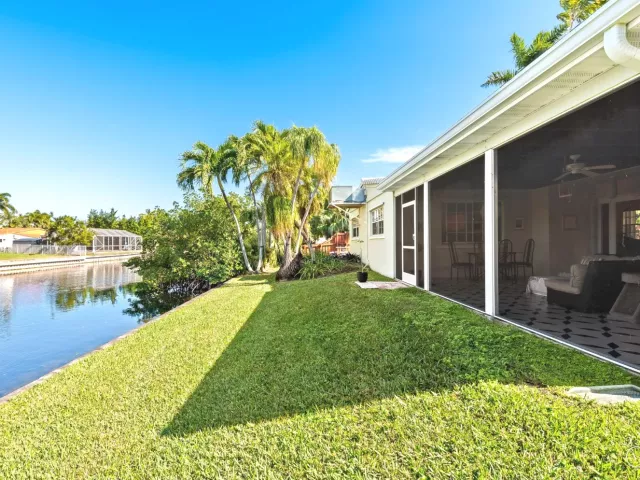 Продажа дома по адресу 1175 GRANT Street - фото 9279309