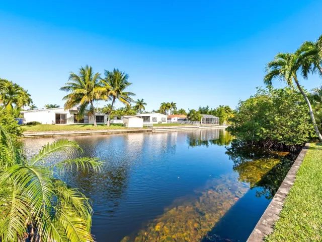 Продажа дома по адресу 1175 GRANT Street - фото 9279310
