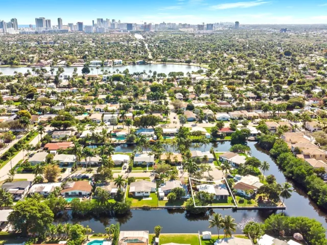 Продажа дома по адресу 1175 GRANT Street - фото 9279314