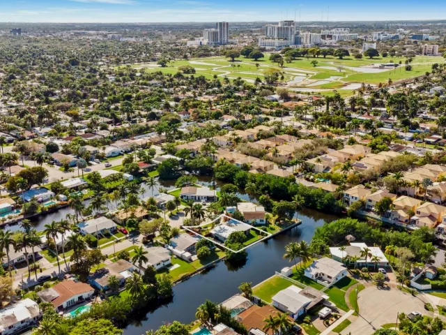 Продажа дома по адресу 1175 GRANT Street - фото 9279315
