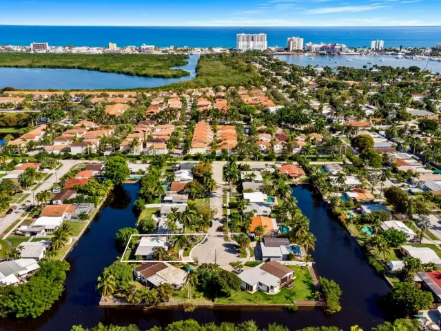 Продажа дома по адресу 1175 GRANT Street - фото 9279316
