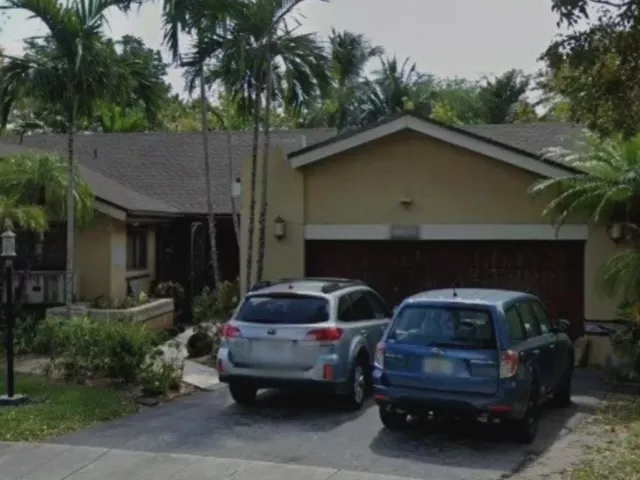 Продажа дома по адресу 10220 SW 91st St - фото 9262741
