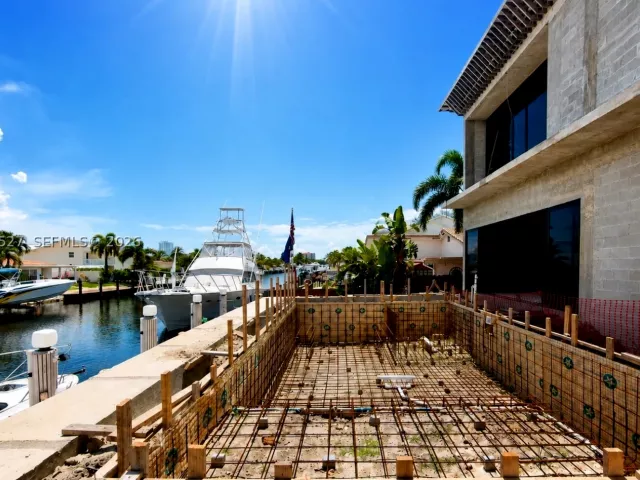Продажа дома по адресу 2377 SE 15th St - фото 9265902