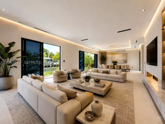 Продажа дома по адресу 2377 SE 15th St - фото 9265884