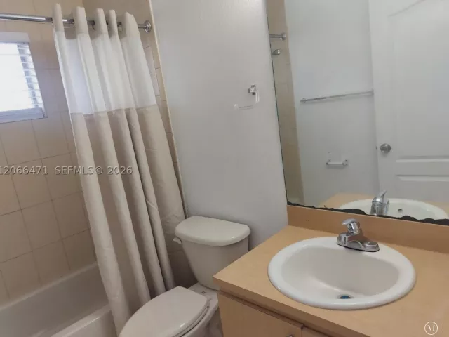 Продажа дома по адресу 11705 SW 184 ST - фото 9301622