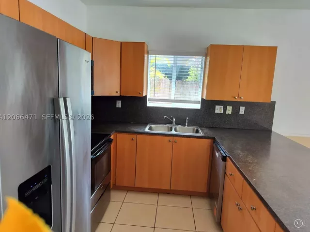 Продажа дома по адресу 11705 SW 184 ST - фото 9301631