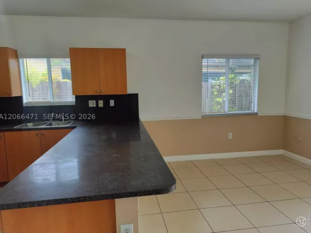 Продажа дома по адресу 11705 SW 184 ST - фото 9301634
