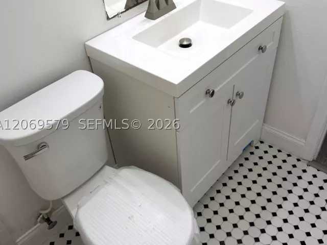Продажа дома по адресу 10110 SW 22nd Ter - фото 9265708
