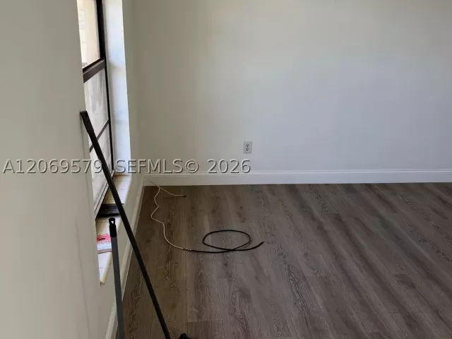 Продажа дома по адресу 10110 SW 22nd Ter - фото 9265699