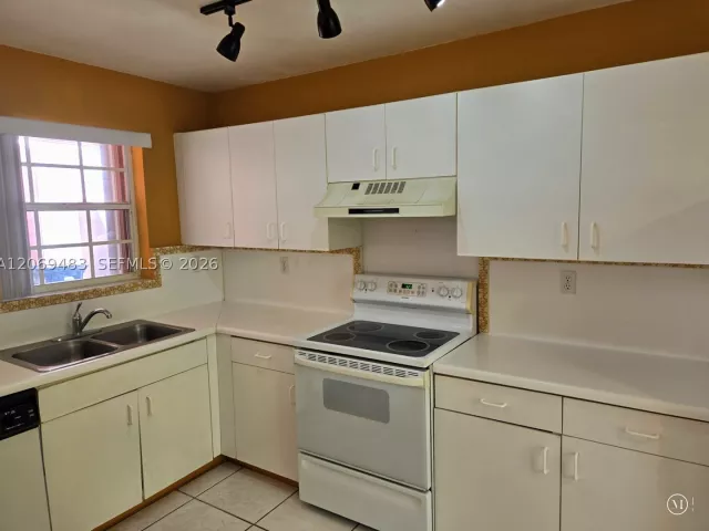 Продажа дома по адресу 15416 SW 50th Ter - фото 9266219