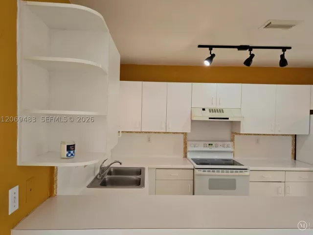 Продажа дома по адресу 15416 SW 50th Ter - фото 9266220
