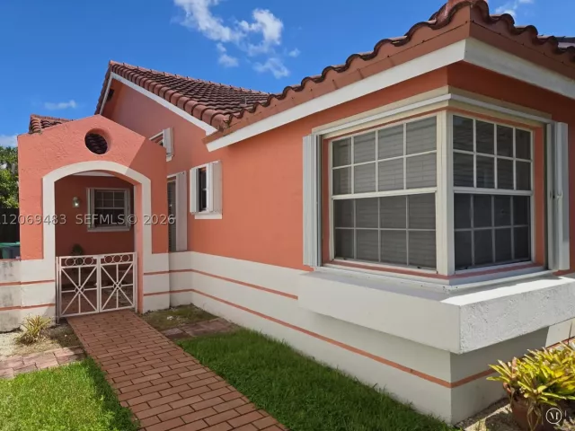Продажа дома по адресу 15416 SW 50th Ter - фото 9266212