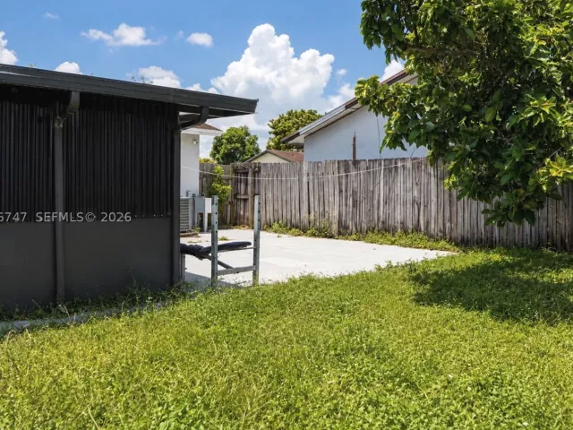 Продажа дома по адресу 5095 NW 195th Ln - фото 9267775