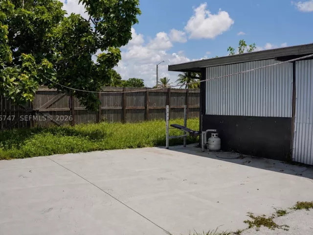 Продажа дома по адресу 5095 NW 195th Ln - фото 9267780