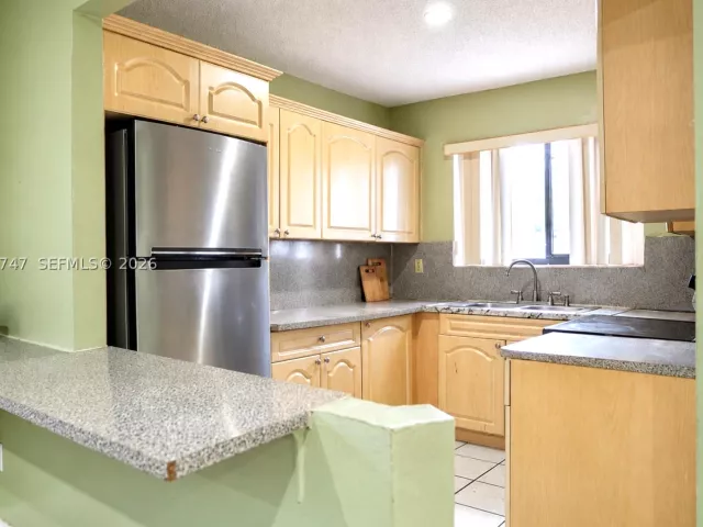 Продажа дома по адресу 5095 NW 195th Ln - фото 9267760