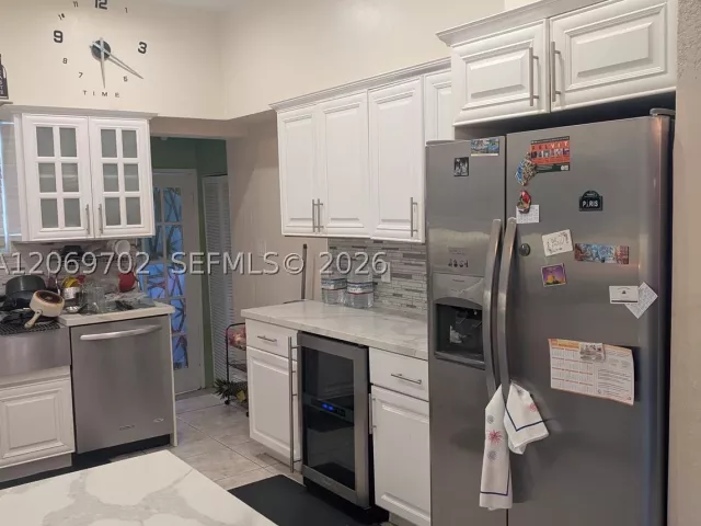 Продажа дома по адресу 560 NW 184th Ter - фото 9266798