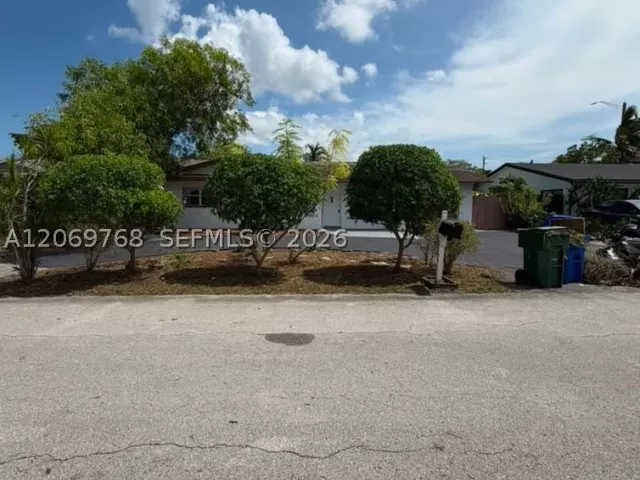 Продажа дома по адресу 3160 NE 63rd St - фото 9267992