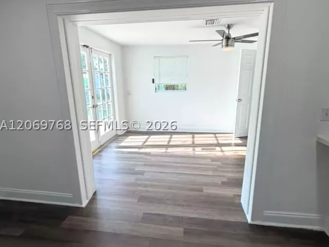 Продажа дома по адресу 3160 NE 63rd St - фото 9267967