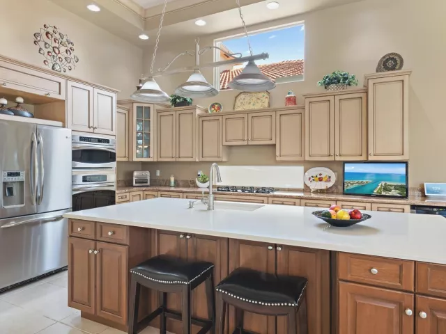 Продажа дома по адресу 7090 Tradition Cove Lane E - фото 9268795
