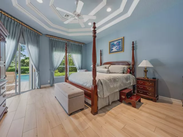 Продажа дома по адресу 7090 Tradition Cove Lane E - фото 9268801