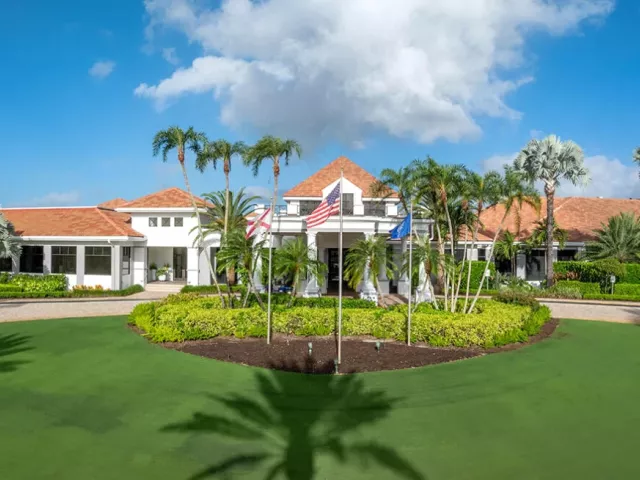 Продажа дома по адресу 7090 Tradition Cove Lane E - фото 9268829