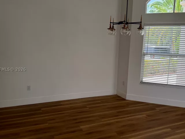 Продажа дома по адресу 19089 NW 23rd Ct - фото 9272341