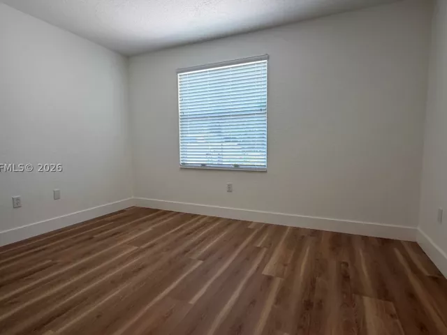 Продажа дома по адресу 19089 NW 23rd Ct - фото 9272345