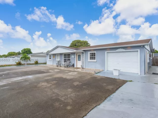 Продажа дома по адресу 20514 NW 44th Pl - фото 9272145