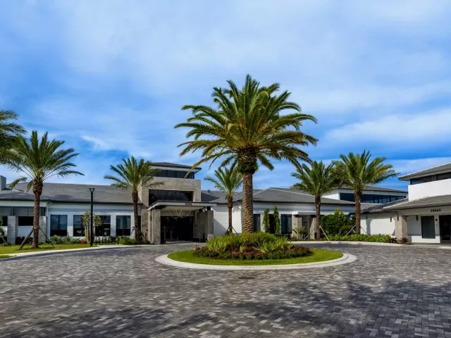 Дом в аренду по адресу 8597 Crystal Downs Avenue - фото 9270931