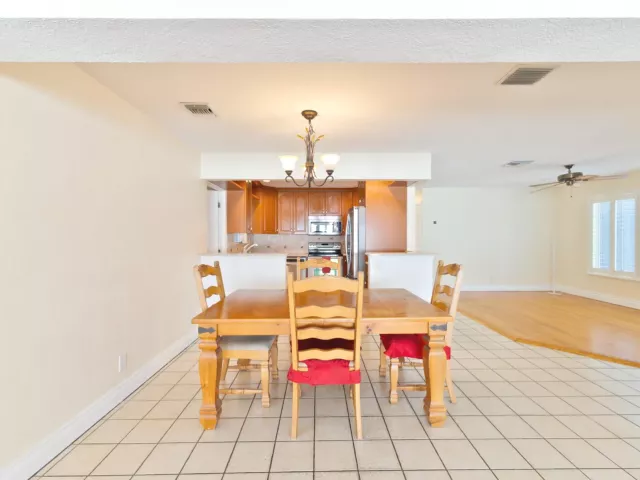 Продажа дома по адресу 821 SE 16th Street - фото 9375436