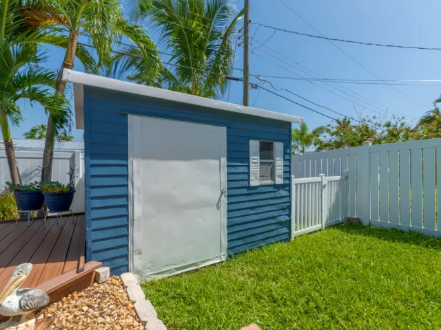Продажа дома по адресу 821 SE 16th Street - фото 9375461