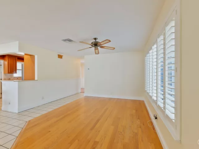 Продажа дома по адресу 821 SE 16th Street - фото 9375434