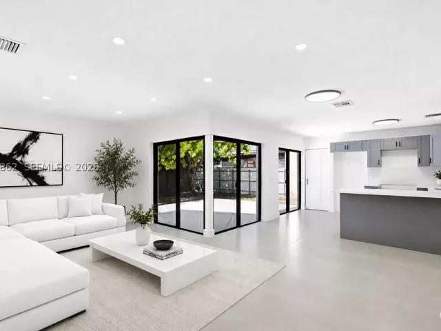 Продажа дома по адресу 12331 SW 203rd Ter - фото 9274670