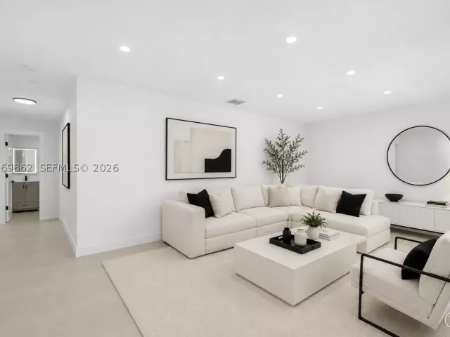 Продажа дома по адресу 12331 SW 203rd Ter - фото 9274678