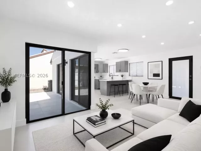 Продажа дома по адресу 12331 SW 203rd Ter - фото 9274666