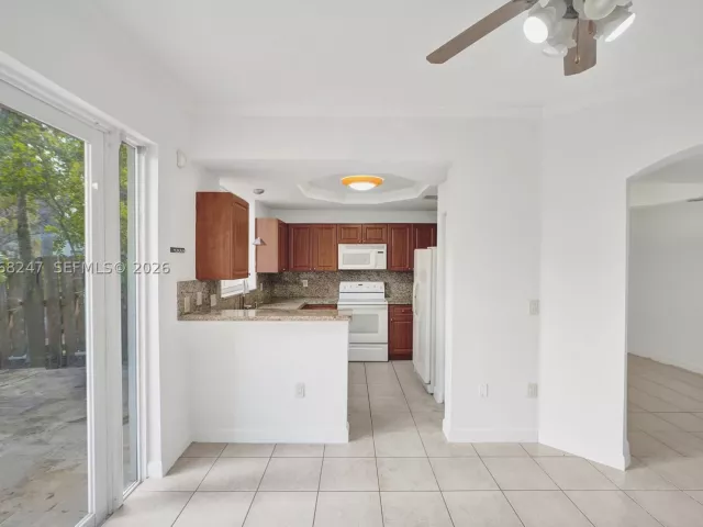 Продажа дома по адресу 11969 SW 81st St - фото 9274720