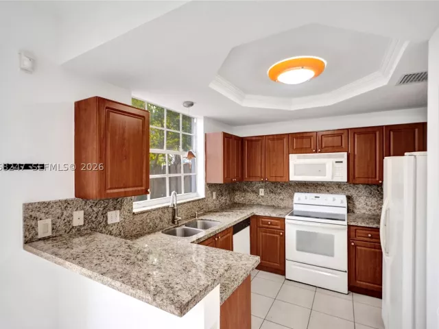 Продажа дома по адресу 11969 SW 81st St - фото 9274721