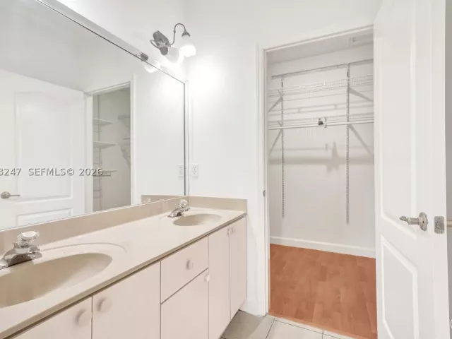 Продажа дома по адресу 11969 SW 81st St - фото 9274729