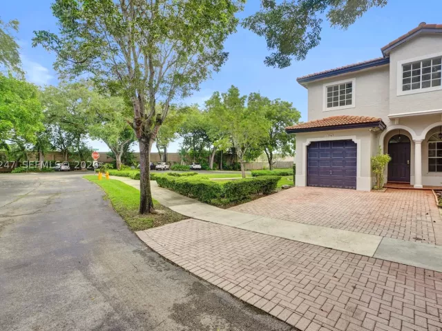 Продажа дома по адресу 11969 SW 81st St - фото 9274705