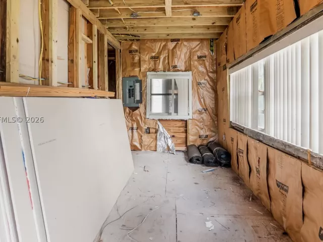 Продажа дома по адресу 2100 SW 25th St - фото 9272429