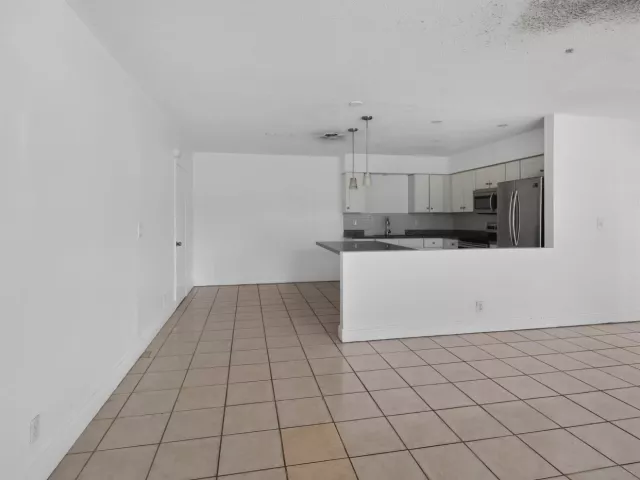 Продажа дома по адресу 5845 ARTHUR Street - фото 9272568