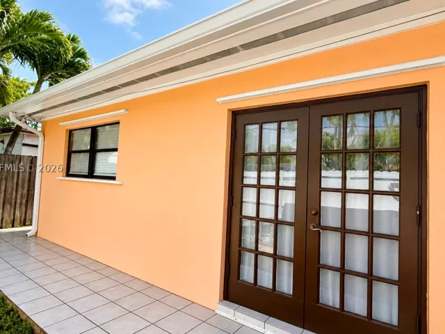 Продажа дома по адресу 1791 SW 14th St - фото 9376025