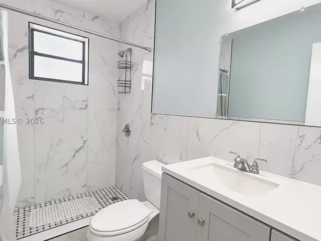 Продажа дома по адресу 1791 SW 14th St - фото 9376032