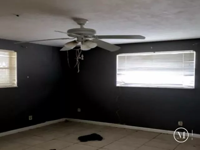 Продажа дома по адресу 251 SW 16TH Street - фото 9272736