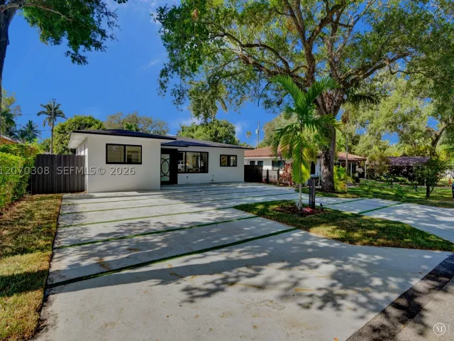 Продажа дома по адресу 2380 NE 184th Ter - фото 9272781