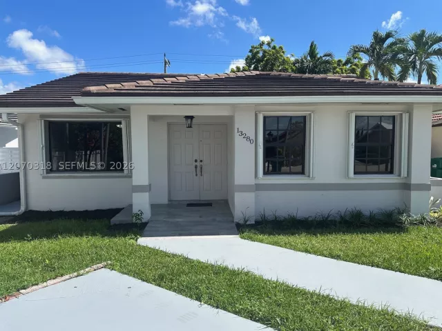 Продажа дома по адресу 13280 SW 40th Ter - фото 9279998